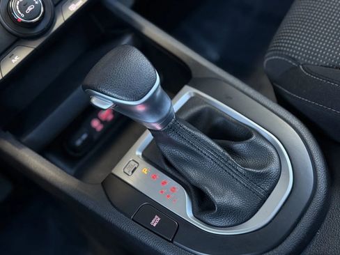 Used 2020 Kia Forte LXS image 33