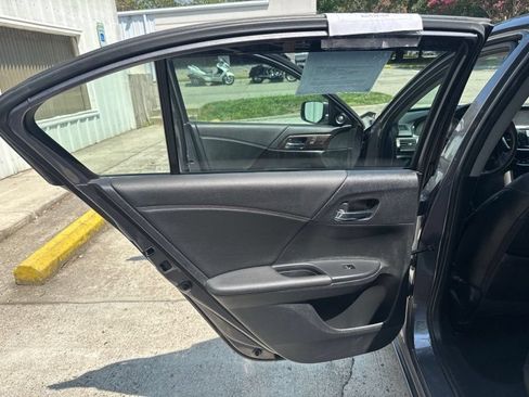 Used 2016 Honda Accord EX-L image 20
