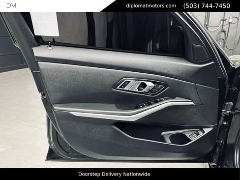 Used 2020 BMW M340i RWD image 24