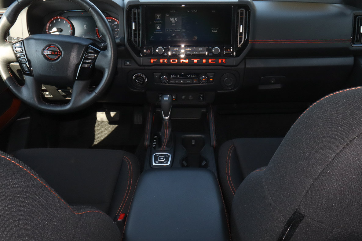 Used 2026 Nissan Frontier PRO-4X AWD/4WD image 10