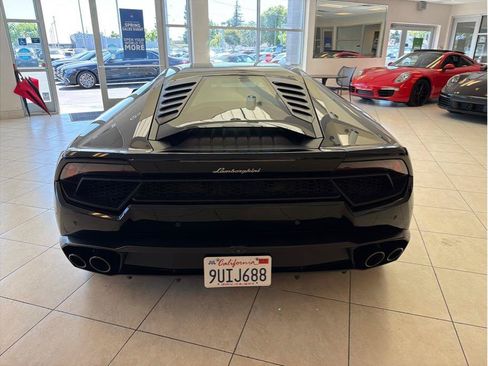 Used 2019 Lamborghini Huracan LP 580-2 RWD image 9