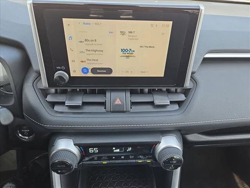 Used 2025 Toyota RAV4 XLE image 13