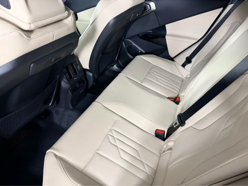 New 2026 BMW X3 xDrive30i w/ Convenience Package AWD/4WD image 16