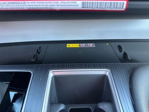 New 2026 Toyota Sienna LE FWD image 14