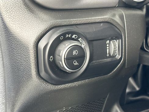 Used 2023 Jeep Gladiator Sport AWD/4WD image 10