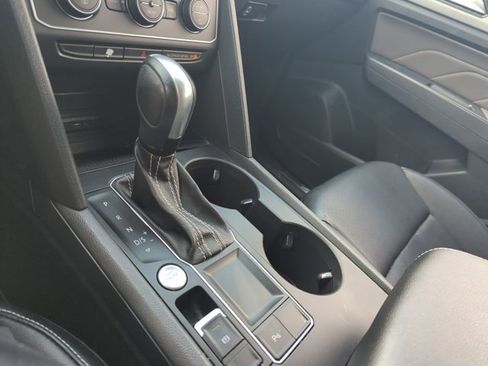 Used 2021 Volkswagen Atlas SE image 10