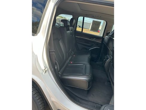 Used 2024 Jeep Grand Cherokee Limited 4xe image 23