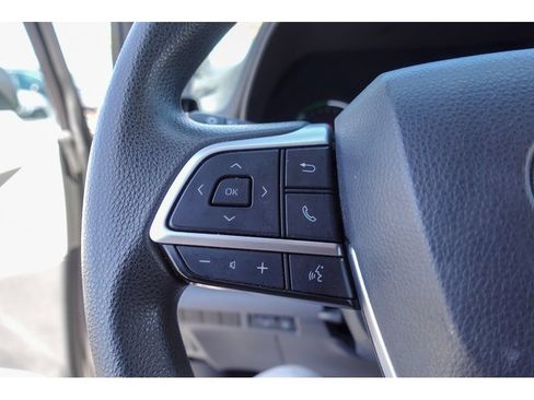 Certified 2021 Toyota Sienna LE FWD image 15
