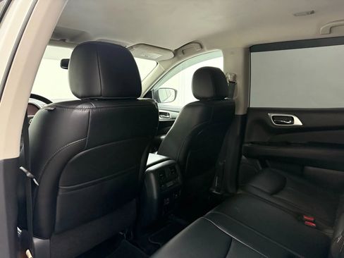 Used 2018 Nissan Pathfinder SL w/ Midnight Edition Package image 36