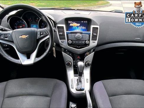 Used 2014 Chevrolet Cruze LT image 15