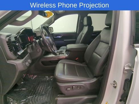 Used 2023 Chevrolet Silverado 1500 LTZ image 12