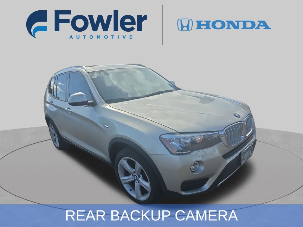 Used 2017 BMW X3 xDrive28i AWD/4WD image 2