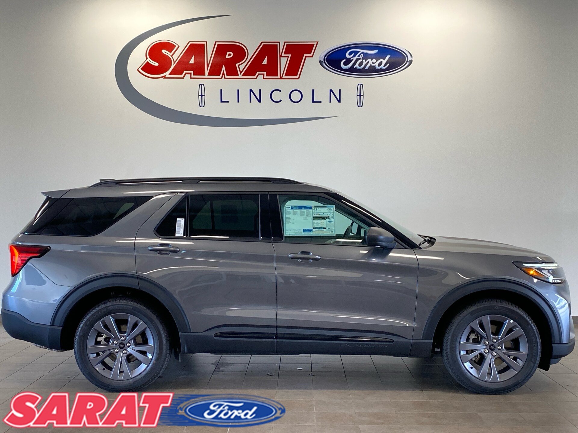 New 2026 Ford Explorer Active w/ Active Comfort Package AWD/4WD image 1