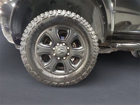 Used 2018 RAM 2500 Laramie w/ Sport Appearance Group image 14