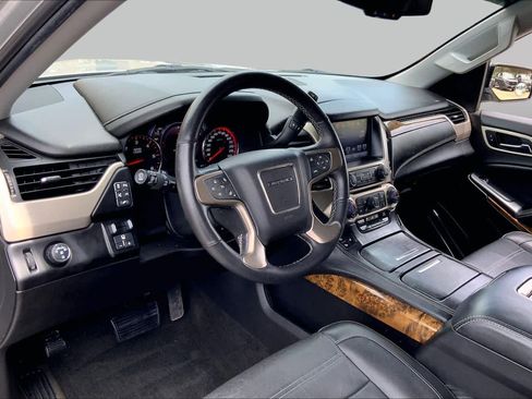 Used 2016 GMC Yukon XL Denali w/ Open Road Package RWD image 17