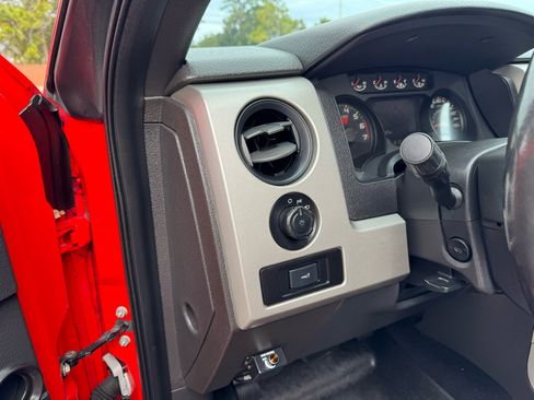 Used 2012 Ford F150 Raptor w/ Raptor Luxury Pkg image 29