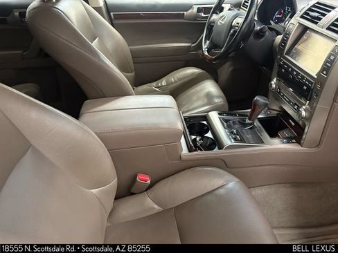 Used 2017 Lexus GX 460 Premium w/ Premium Package AWD/4WD image 15