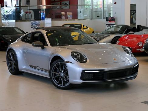 Used 2023 Porsche 911 Carrera T RWD image 7
