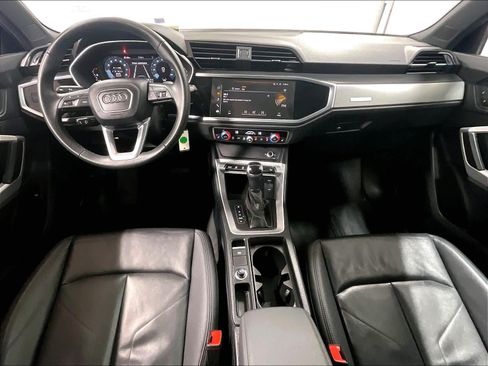 Used 2025 Audi Q3 2.0T Premium image 22