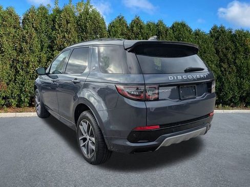 Used 2025 Land Rover Discovery Sport S image 6