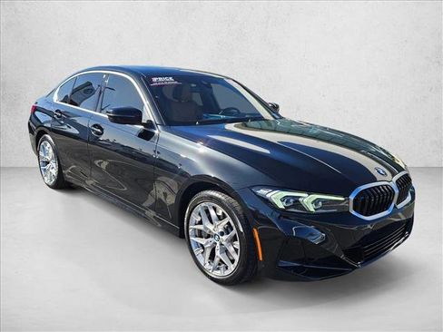 Used 2025 BMW 330i Sedan w/ Premium Package image 3