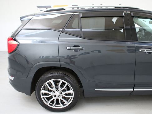 Used 2022 GMC Terrain Denali AWD/4WD image 9