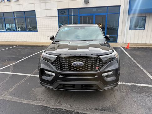 Used 2021 Ford Explorer ST w/ Equipment Group 401A image 3