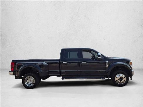 Certified 2022 Ford F450 XLT w/ XLT Premium Package AWD/4WD image 4
