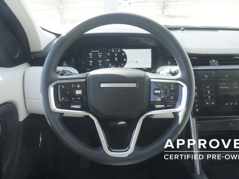 Used 2025 Land Rover Discovery Sport S image 10