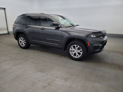 Used 2022 Jeep Grand Cherokee Limited AWD/4WD image 11
