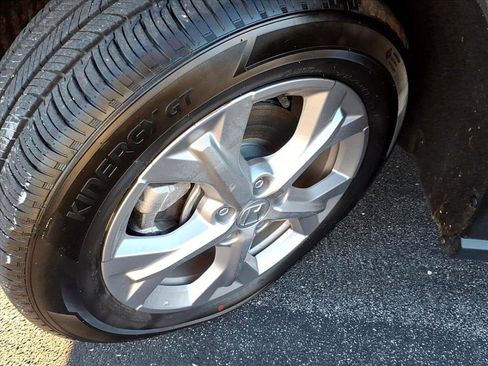 Used 2024 Honda HR-V LX image 9