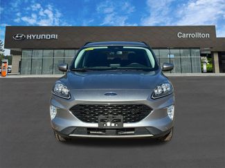 Used 2022 Ford Escape Titanium video 2