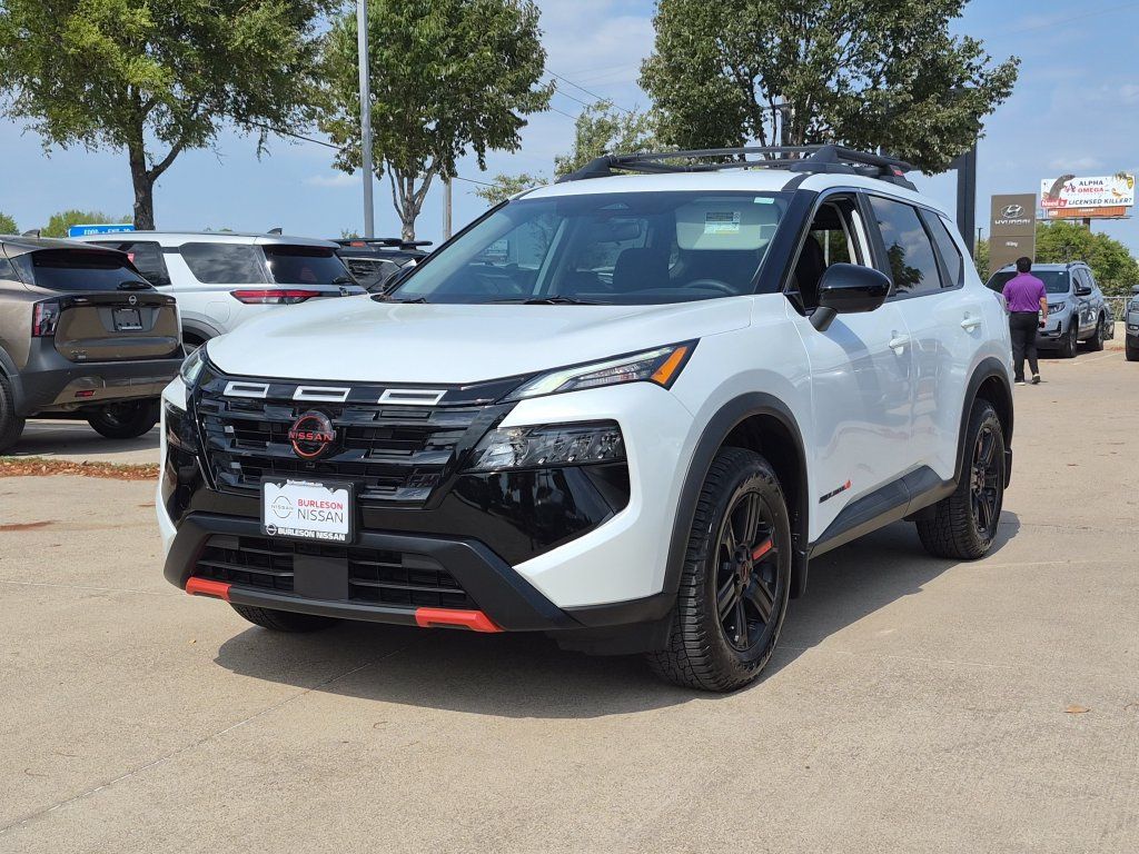 Certified 2026 Nissan Rogue SV AWD/4WD image 1