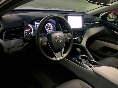 Used 2022 Toyota Camry LE image 17