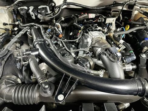 Used 2023 Ford Bronco Wildtrak AWD/4WD image 35