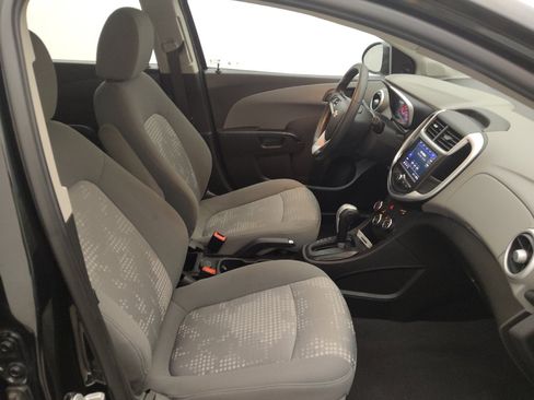 Used 2020 Chevrolet Sonic LT FWD image 21