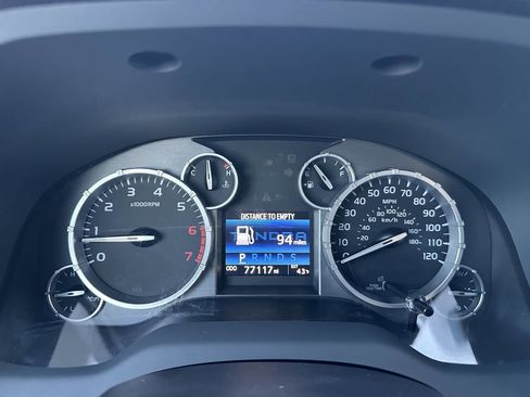 Used 2016 Toyota Tundra SR5 w/ TRD Off Road Package image 18