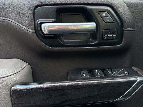 Used 2020 Chevrolet Silverado 2500 LTZ w/ LTZ Premium Package image 13