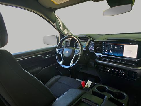 Used 2023 Chevrolet Silverado 1500 LT w/ Max Trailering Package AWD/4WD image 9