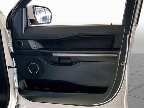 Used 2021 Ford Expedition XLT RWD image 20