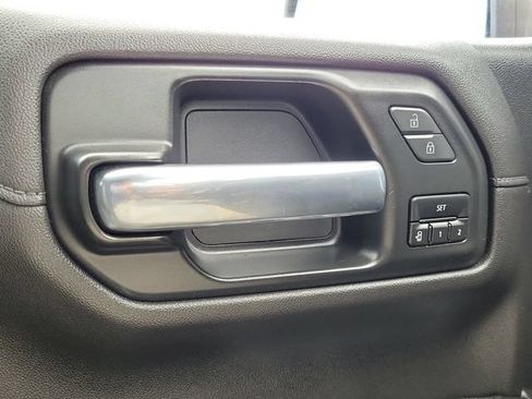 Used 2021 Chevrolet Silverado 1500 LTZ RWD image 18