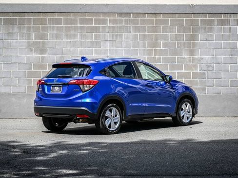Used 2019 Honda HR-V EX image 3