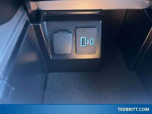 Certified 2023 Ford Explorer XLT w/ Equipment Group 202A image 35