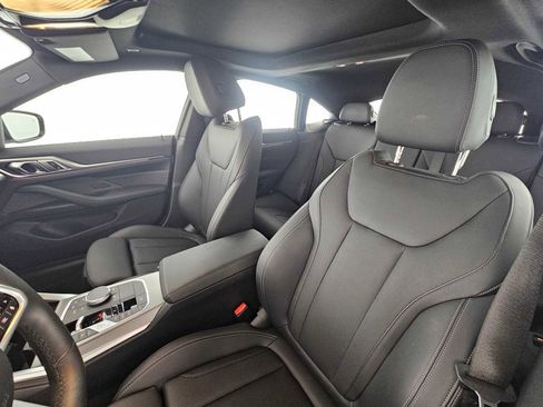 Used 2025 BMW 430i xDrive w/ M Sport Package image 21