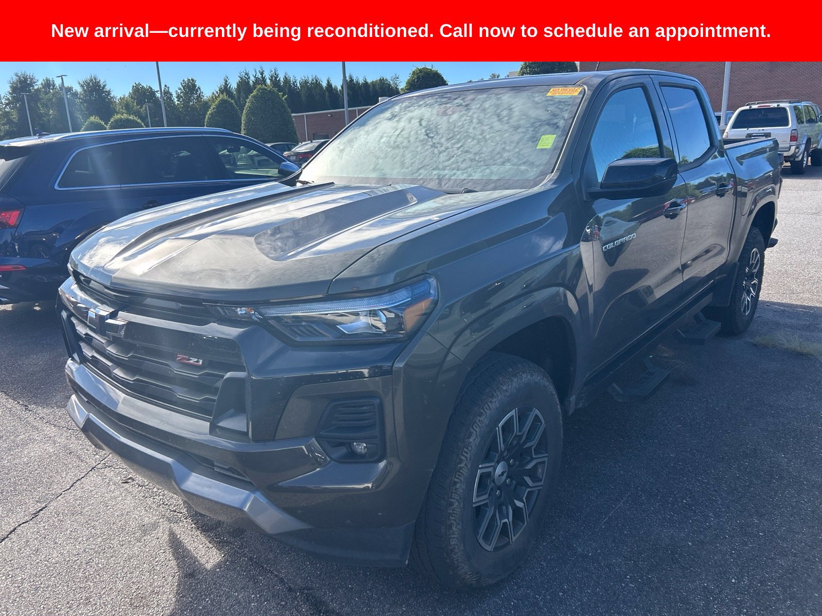 Used 2024 Chevrolet Colorado Z71 AWD/4WD image 4