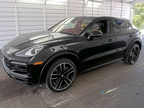 Used 2023 Porsche Cayenne Platinum Edition AWD/4WD image 1