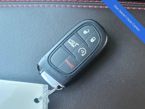 Used 2015 Jeep Cherokee Trailhawk w/ Comfort/Convenience Group AWD/4WD image 29