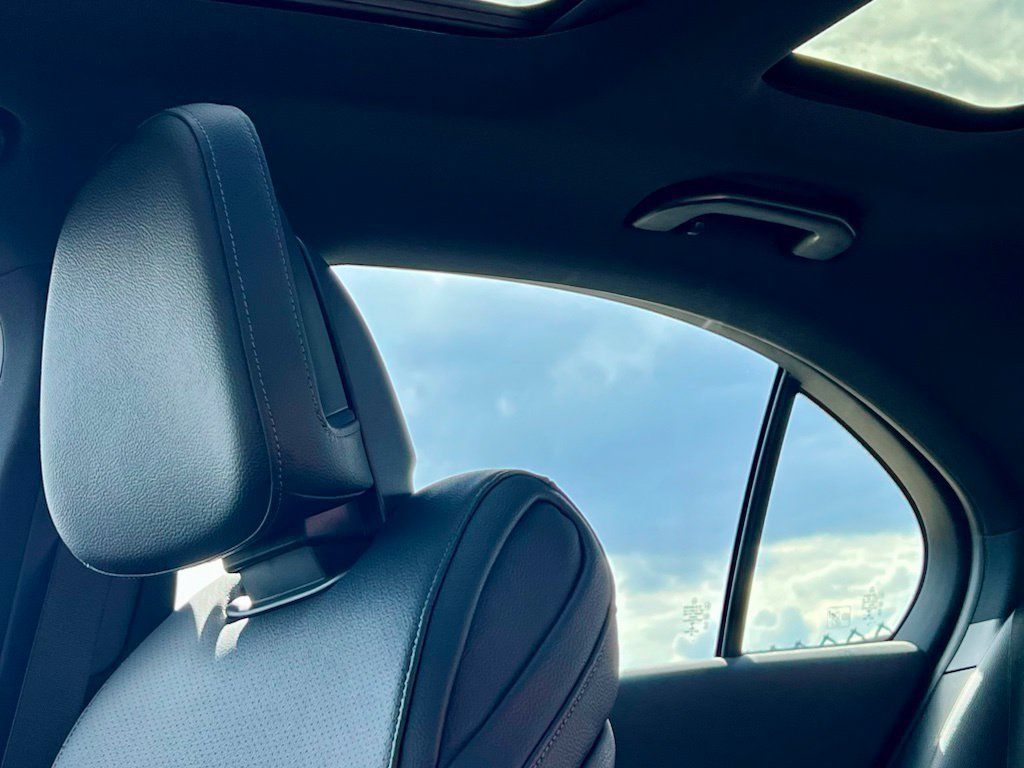 Certified 2022 Mercedes-Benz C 300 4MATIC Sedan image 22