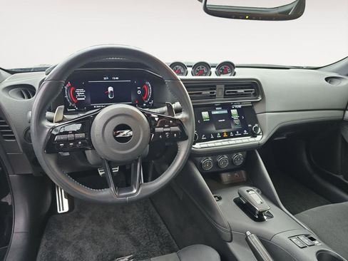 Used 2023 Nissan Z Performance w/ Floor Mat Package (L93) image 9