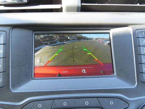 Used 2018 Ford Fusion SE image 24